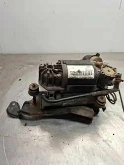 Pneumatisk fjädring kompressor Mercedes-Benz E W211 A2113201843