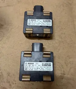 Radar ACC-sensor OEM 3QF907561D för Audi VW