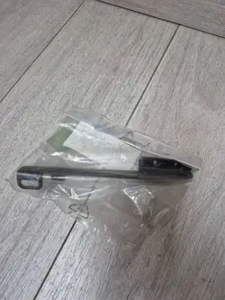 Radiatorbevestiging Links Ferrari OEM 254353 - Gebruikt