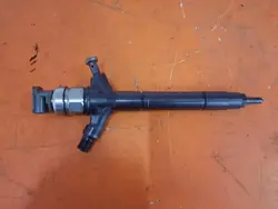 Injecteur TOYOTA AVENSIS II T26 06-09 2.2 D-4D 23670-0R010