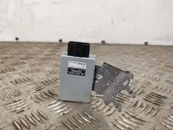 Toyota C-HR Polttoainepumpun Ohjain OEM 8957010040