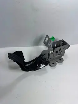 OEM 465011585R Kaasu- ja Jarrupoljin Renault Espace V