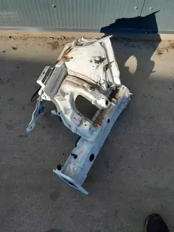 OEM ĆWIARTKA PODŁUŻNICA Quart Avant Droit pour Hyundai i30