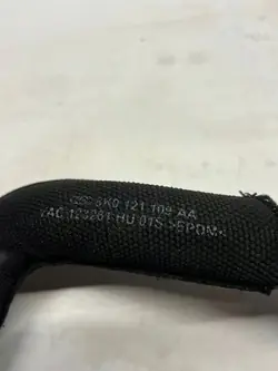 Tuyau d'eau de turbocompresseur 3.0 TDI Audi A4 S4 B8 2010 OEM