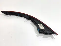 Bakstötskåpsreflektor höger OEM 4M8945702 Audi Q8