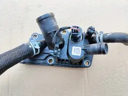 Dacia Sandero III 1.0 TCE Boîtier de Thermostat & Tuyaux d'Eau