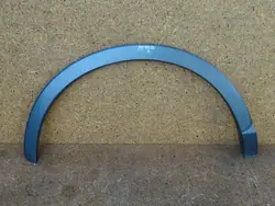 AUDI Q3 8U 11-18 Takaoikea Lokasuoja 8U0853818B