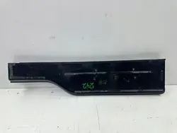 OEM MY4213418D takaluukun peitepaneeli Land Rover Discovery L462
