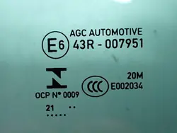 Vitre de porte avant droit OEM PEUGEOT 2008 II 22R