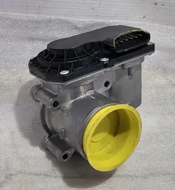Kaasutinrunk OEM 16119EC00B Nissanille