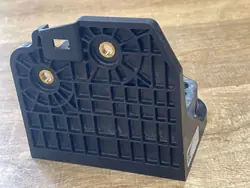 Vattenpumpsfäste OEM L8D28C506AB för Land Rover