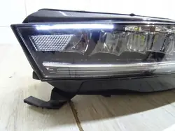 Phare avant gauche Skoda Octavia IV OEM 5E4941015 LLU
