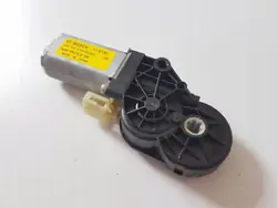 Moteur de siège Mazda CX-5 OEM 0390203832 Avant droit