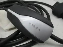 Câble de charge batterie Tesla S 13- 32A OEM 105822002E
