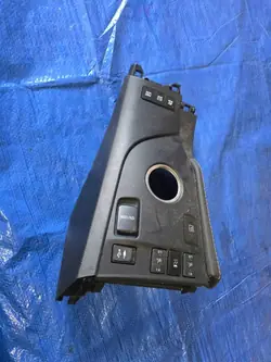Toyota Auris II tunnelafdekking frame OEM 58834-02050