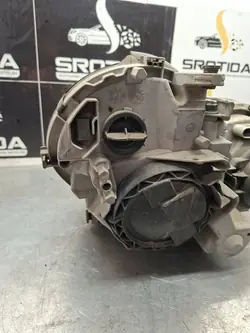 Phare Mercedes-Benz C W203 2004 A2038203761