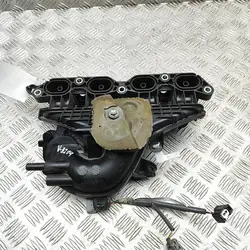 Toyota Yaris P13 Ansaugkrümmer 17120-21060