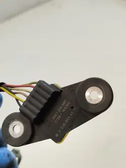 Sensor de caja Mercedes OEM A0009054001 Usado