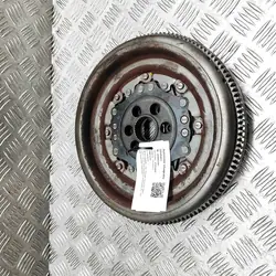 Automaattivaihteiston vauhtipyörä VW Passat Variant B7