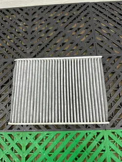 BMW Luchtfilter OEM 5A13762 voor X7 G07 - Gebruikt