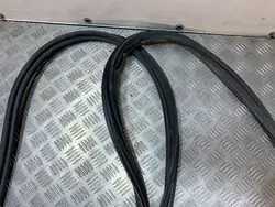 OEM FBZ26851 bakdörrs tätning för Toyota RAV4