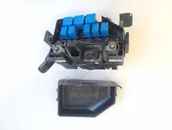Säkringslåda OEM 00517986150 för Kia Hyundai i20