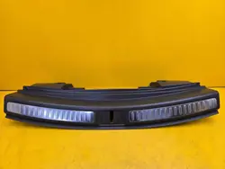 Porsche Macan 95B Tavaratilan Peite OEM 95B864483F Ruskea