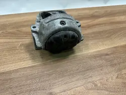 Vasen Moottorituki Audi Q5 8R0199381