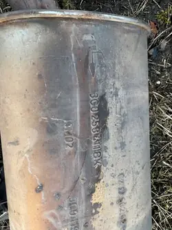 Avgassystem Dämpare OEM 3C0253411BK Passat B7 2.0 TDI