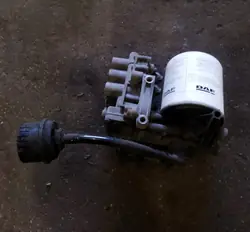 Válvula secadora de ar DAF XF 106 OEM 1973216