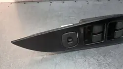 Interruttore finestrino anteriore sinistro Mazda 3 I BK 2.0B 03-09R OEM