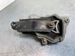 Soporte de montaje de caja OEM 6G92-6P082-AB Usado