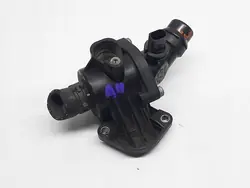 AUDI VW SEAT SKODA 2.0 TFSI Carcaça do Termostato 06F121111