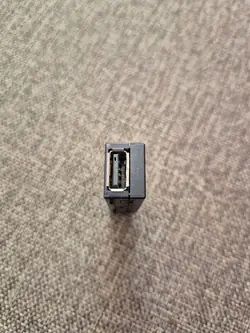 Tomada USB OEM 5Q0035726N para Volkswagen