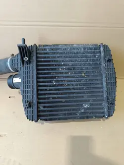 OEM 2131231231234434232342332 Intercooler voor Maserati