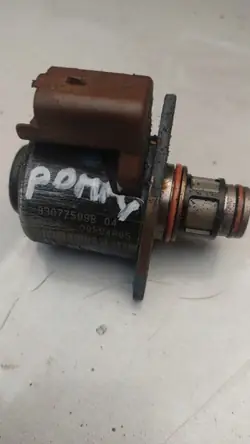 Soupape de pompe d'injection Renault OEM 93077509B - Occasion