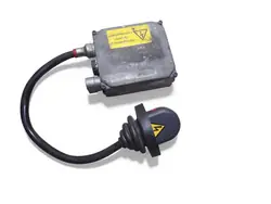 MODULE XENON BMW 5 (E60) 5DV007760