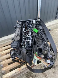 Kokonainen Moottori OEM N47D20C 2.0D 143hv BMW F30/F31