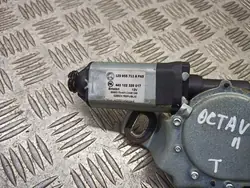 Motor de limpiaparabris trasero Skoda Octavia II