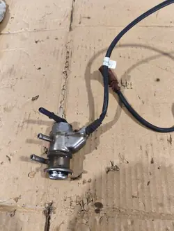 Injecteur AdBlue VW AUDI SKODA 2.0 TDI OEM 04L131113J