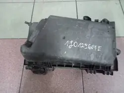 AUDI A3 8L ILMAFILTERIN KOTELLO 1J0129607E