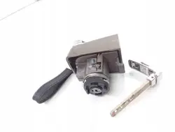 Land Rover Defender lukkolaite OEM 30784963