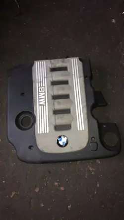 BMW Motorabdeckung Schild OEM 7791972 für E60/E61