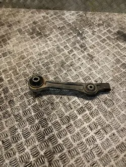 Braccio di controllo anteriore inferiore sinistro Chrysler 300C