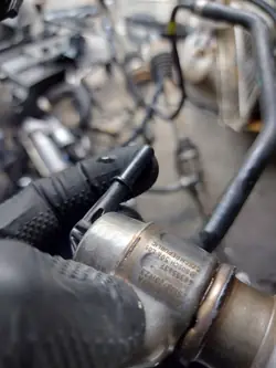 Peugeot AdBlue-Injektor OEM 46355637 - Gebraucht