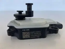 Lämmityksen ohjausventtiili OEM A24031123312 Mercedes