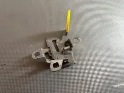 Serrure de capot Maserati Ghibli OEM 670002099 - Occasion