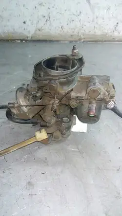 Carburador OEM para Zastava 1100 - Estado Usado
