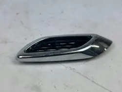 Prise d'air d'aile droite Maserati Levante OEM 670040331