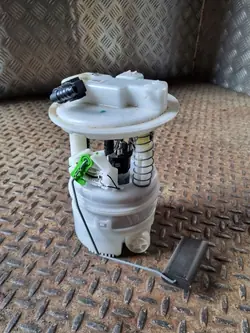 Bomba de combustível Dacia Duster 2017 172025410R